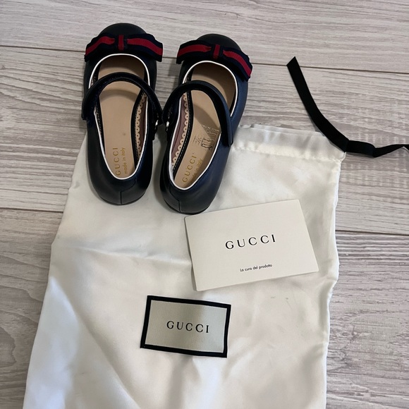 Authentic Gucci Kids Bow Flats - Picture 7 of 8